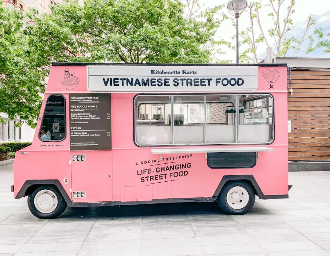 QR Codes for Food Trucks and Pop-Up Shops